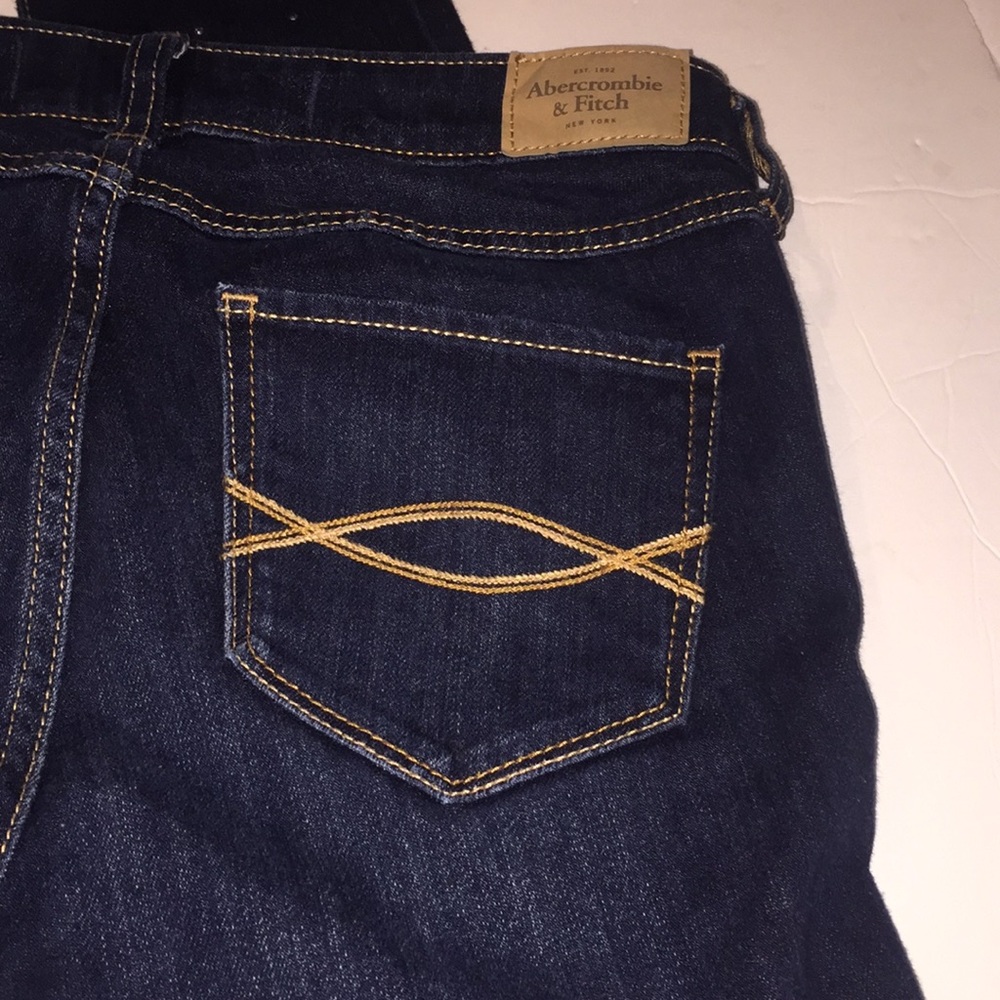Abercrombie Jeans - Picture 3 of 5